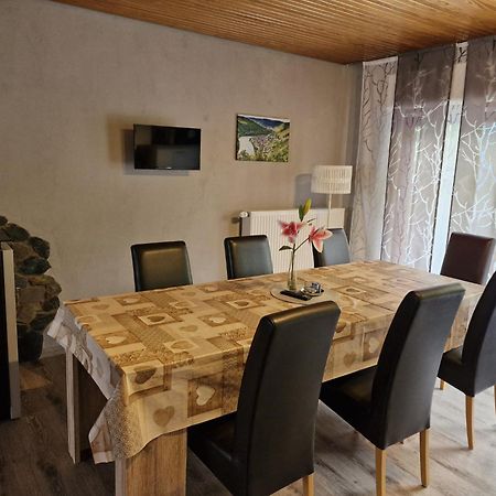 Ferienhaus Heimes Klotten Esterno foto