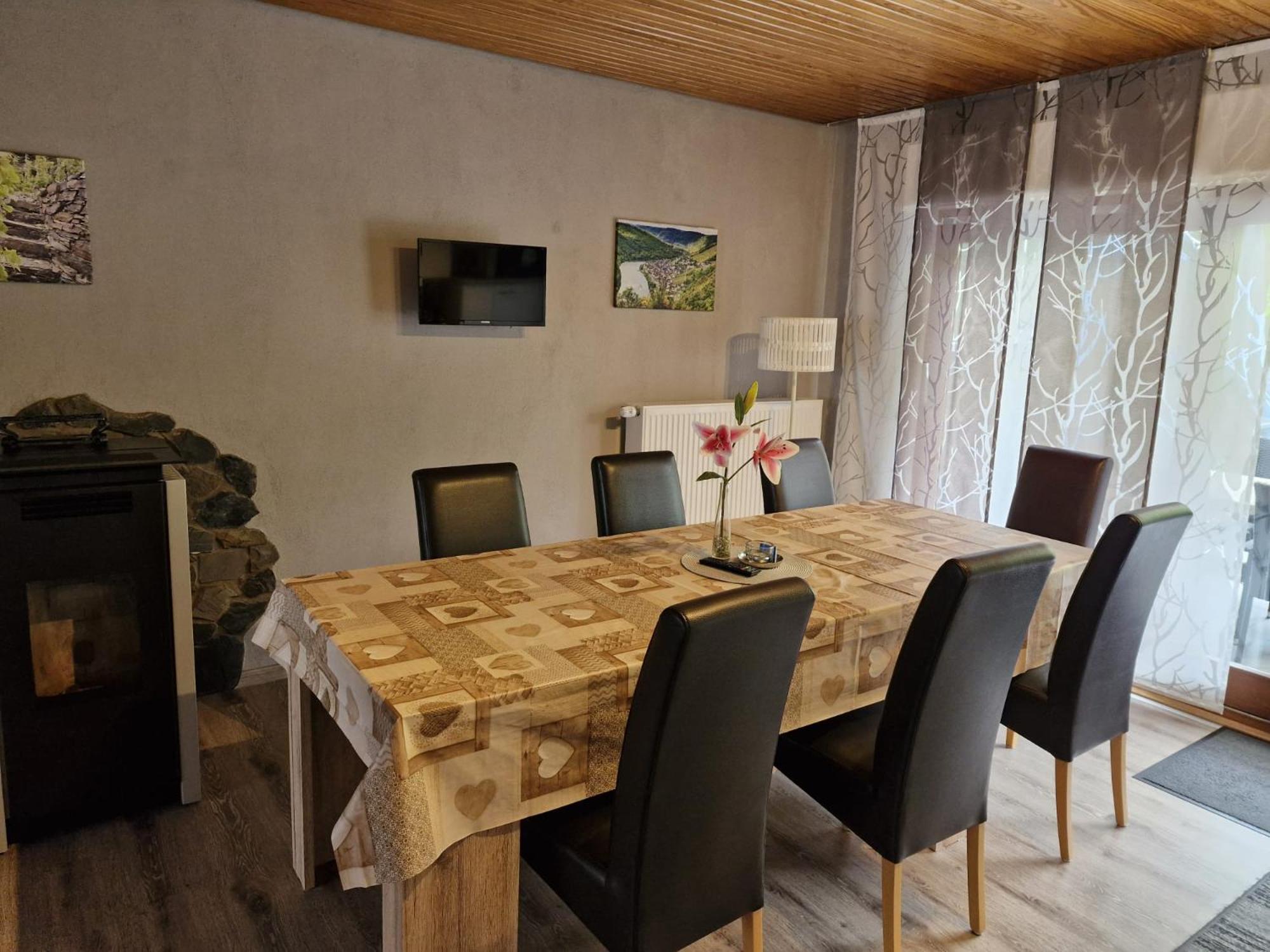 Ferienhaus Heimes Klotten Esterno foto